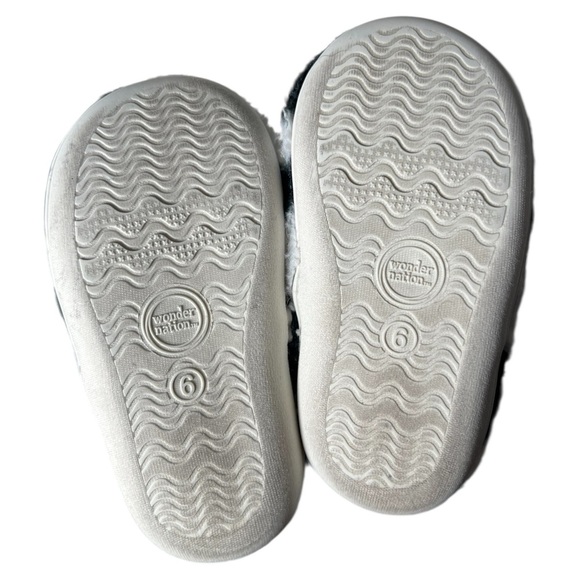 Cow Slippers Wonder Nation Toddler Size 6 - Picture 5 of 5